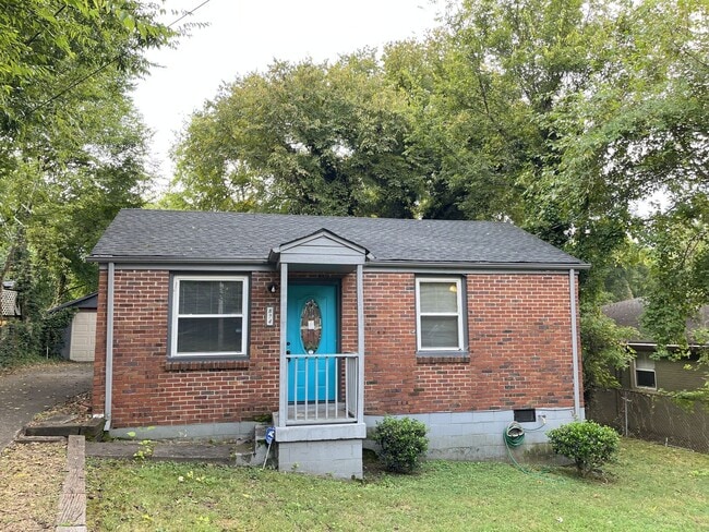 Building Photo - Prime East Nashville Living! Rental