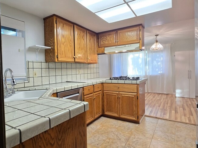 Photo - 2795 Fountain Oaks Dr