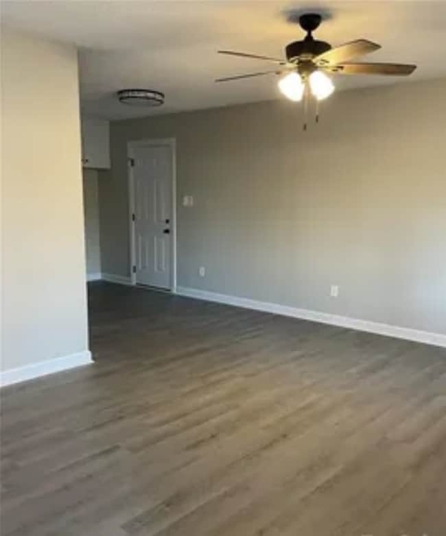 Photo - 60 Southbrook Dr