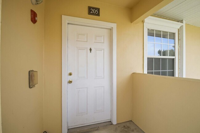 Photo - 3/2 unit with beautiful water view available now for an annual lease Unit 205