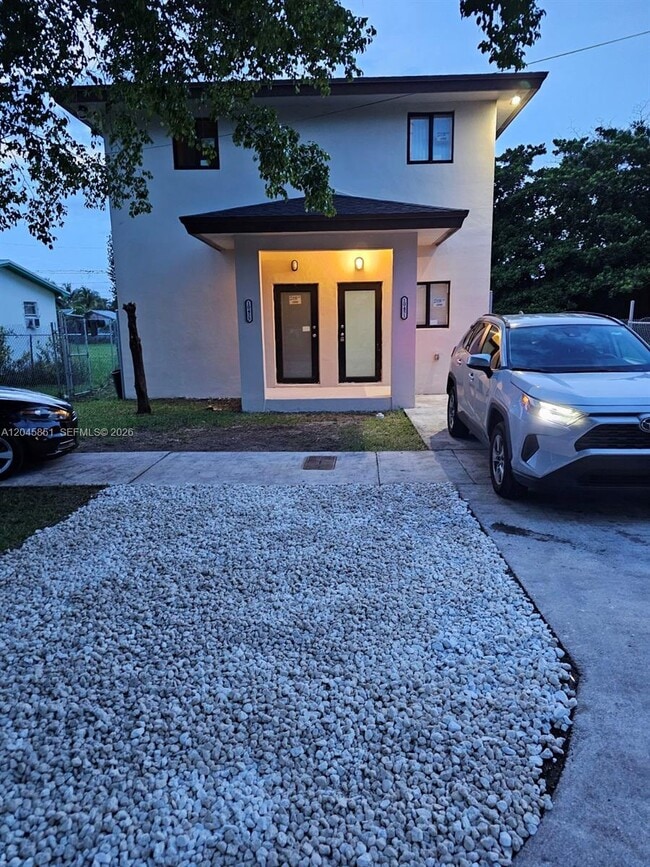 Building Photo - 10455 SW 179th St Unit 1