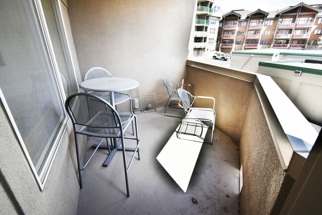Photo - Long Term Rental- Towers at Lakepoint #208 Unit 208