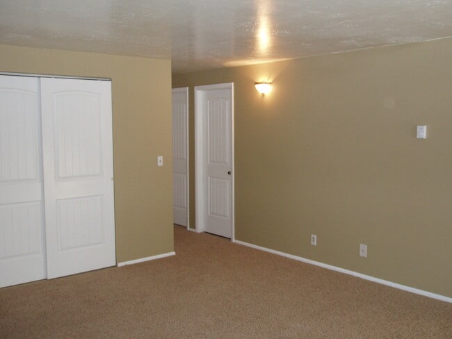 Photo - Yokshire Condos Unit 1792 E 5625 S #A
