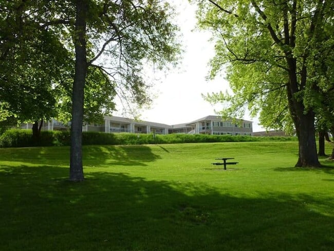 Photo - Condo located near the lake- Available NOW until July 31st, 2026. Available again September 1st, ...