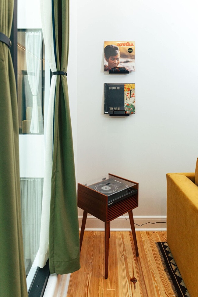 Photo - 1911 3rd Ave N Unit ID1352421P