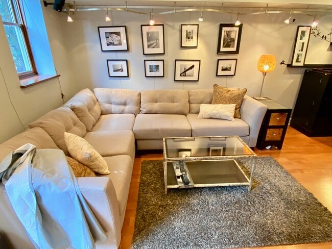 Photo - 28 Upton St Unidad 2