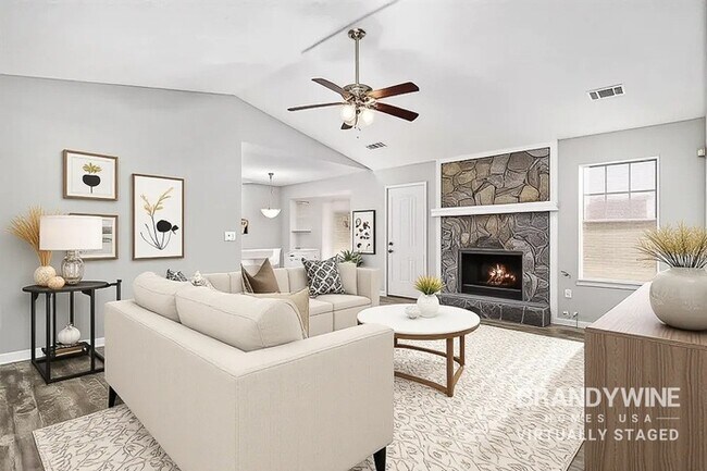 Photo - 427 Cheri Pl