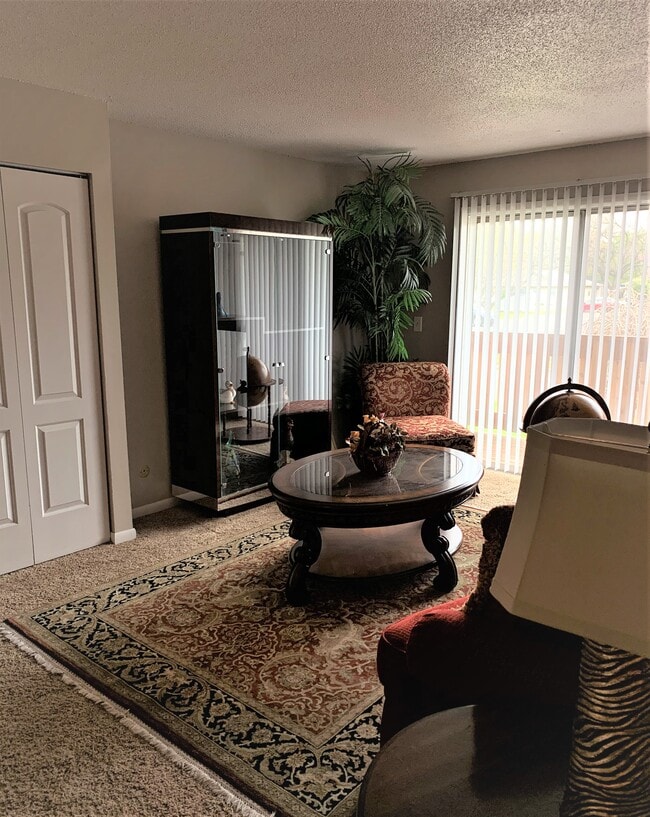 Meadowlark Apartments