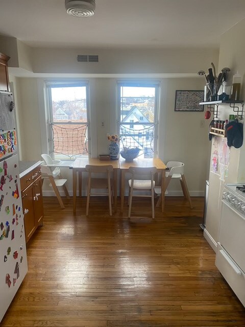 Photo - 30 Hanson St Unit 3