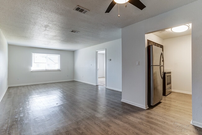 Elevate at 604 West