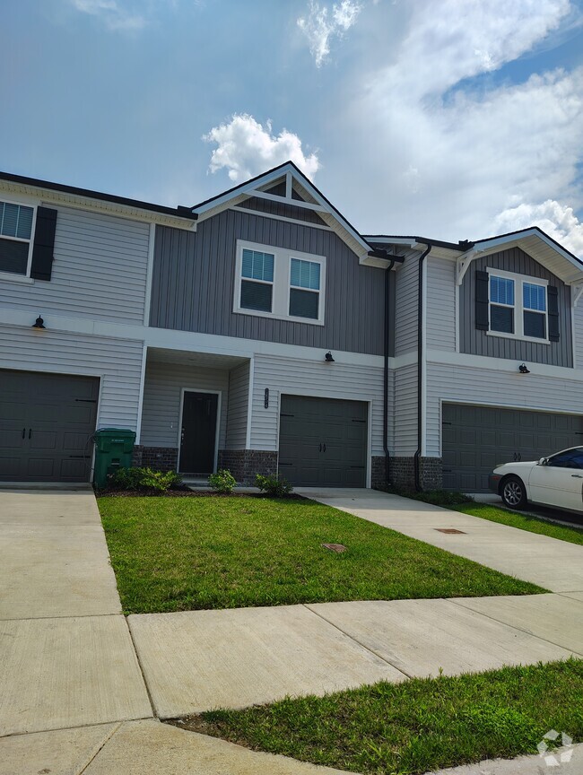 Building Photo - 1654 Denali Dr Rental