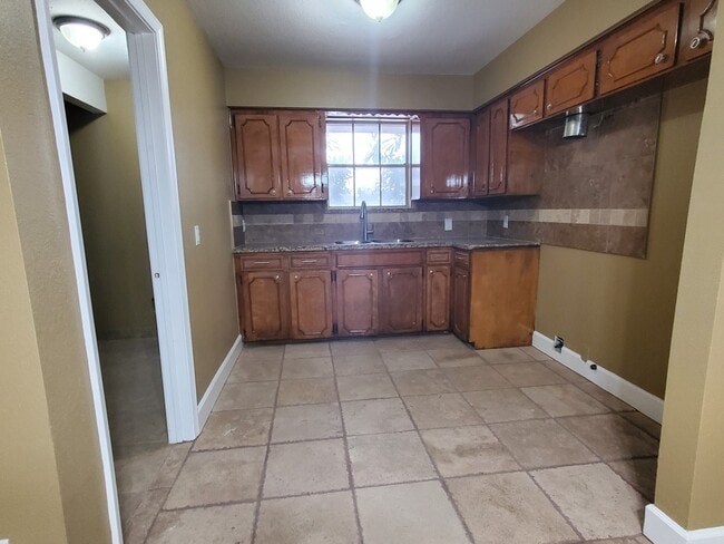 Photo - 8507 Lorna Dr
