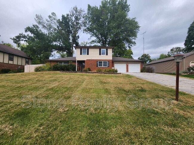 Building Photo - 308 Hickory Hill Dr
