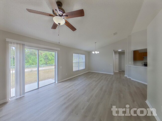 Photo - 233 Lakeway Ln