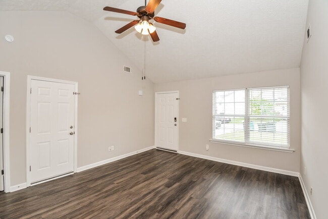 Photo - 1045 Tammy Sue Ln