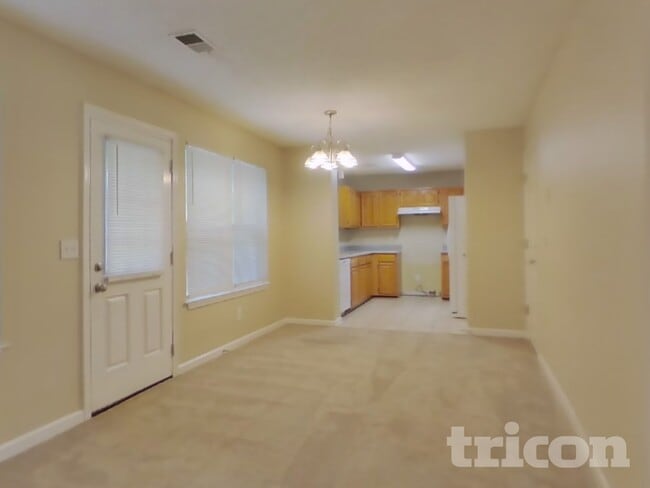 Photo - 3853 Sunview Dr NW