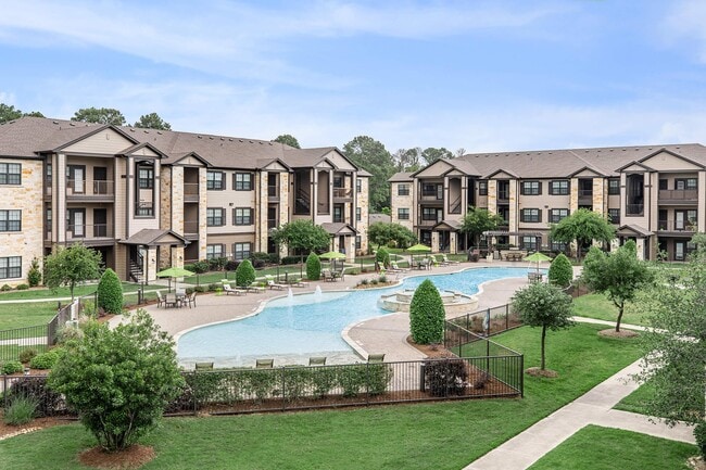 Building Photo - Willow Creek Apartments