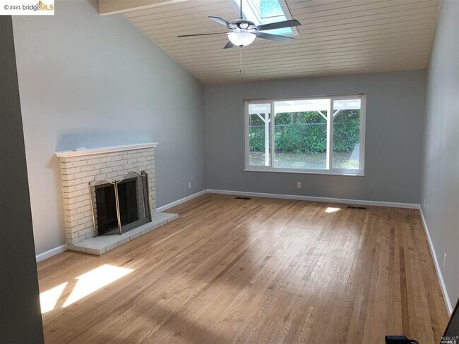 Photo - 1801 Sereno Dr