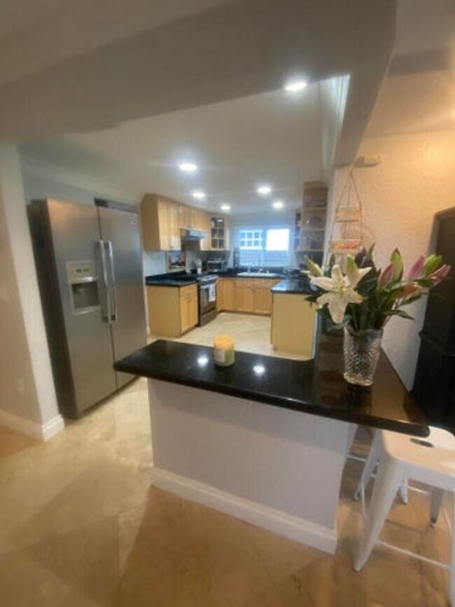 Photo - 1616 Adams St