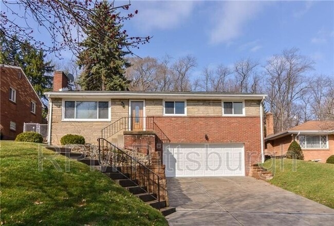 Photo - 825 Bethany Dr