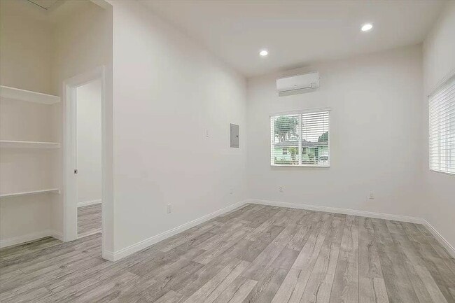 20550 Leadwell St Unit N/A