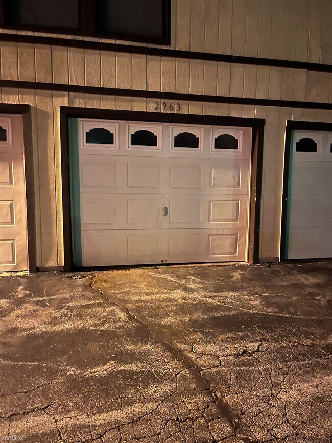 Photo - 2 br, 1.5 bath Condo - 2963 Asbury Court