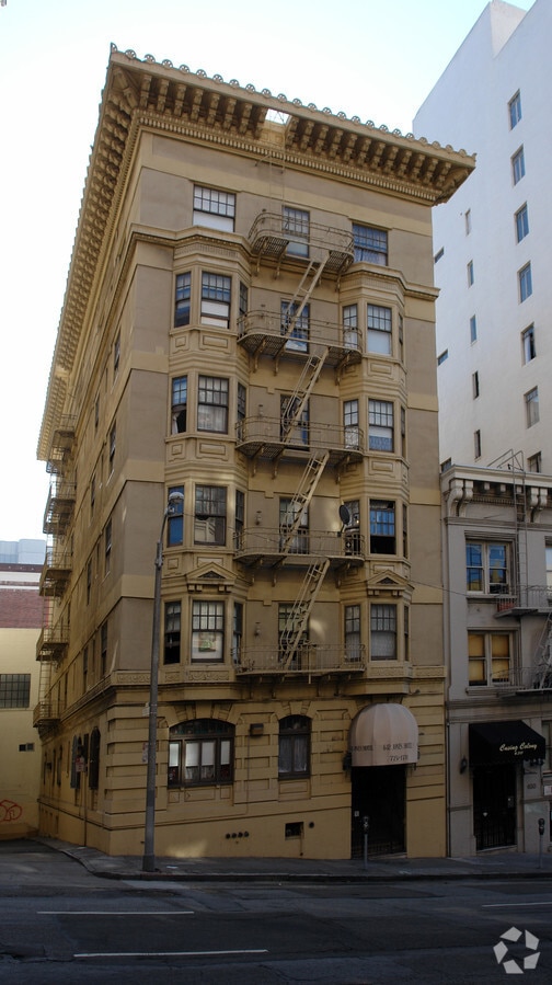 The Elizabeth Apts - The Elizabeth Apts