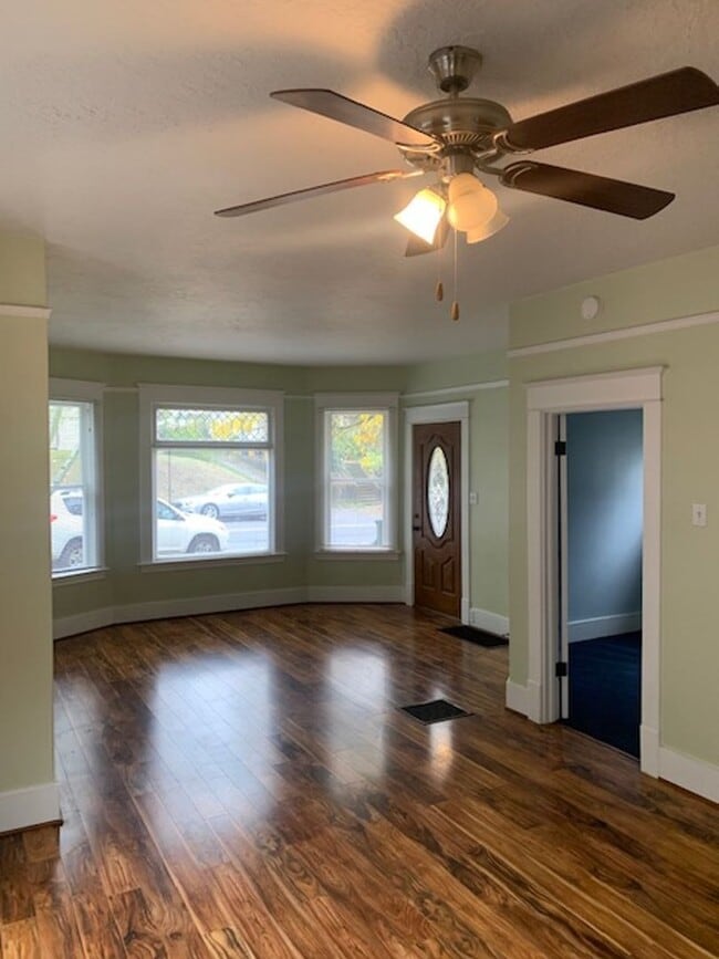 Photo - Two Bedroom Victorian Home For Rent in the Brooklyn Neighborhood!