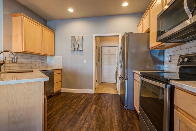 Photo - Don’t Miss This Gorgeous Fort Collins Cond...