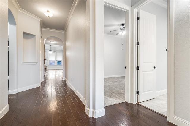 Photo - 1304 Venezia Ln