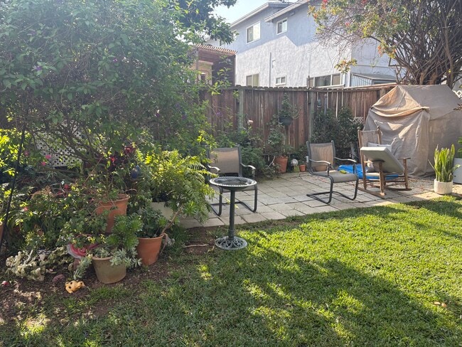 Photo - 2405 Perkins Ln