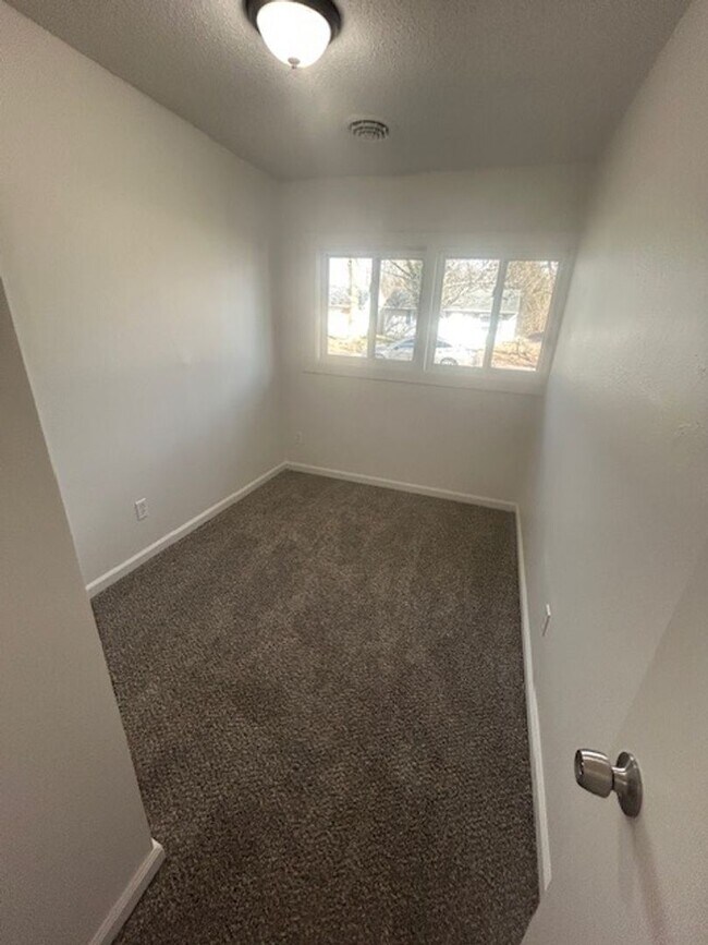 Photo - LIMITED TIME***1/2 OFF DEPOSIT**