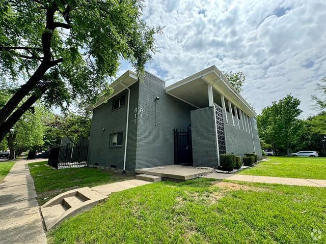 Building Photo - 811 Skillman St Unit 104 Rental