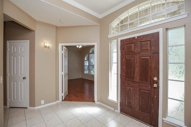Photo - 20502 Pioneer Bend Ct