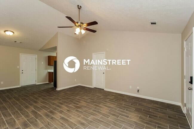 Photo - 3 Bedroom Pet-Friendly Home in DALLAS, GA with Main Street Renewal