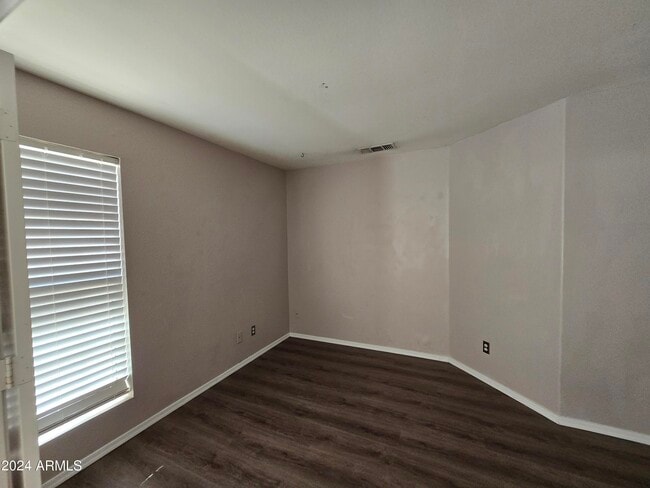 Photo - 27 N Pueblo St