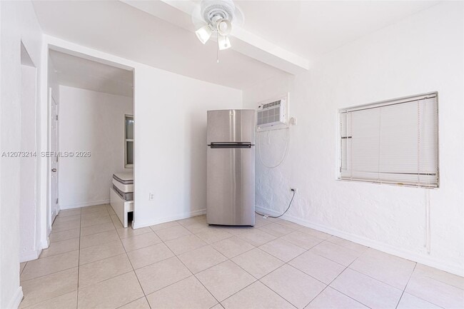 Photo - 528 SW 21st Ave Unit A