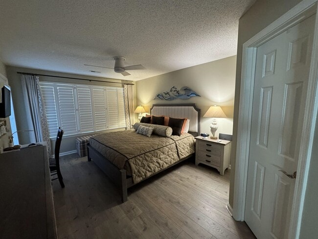 Photo - 643 Woodmoor Dr