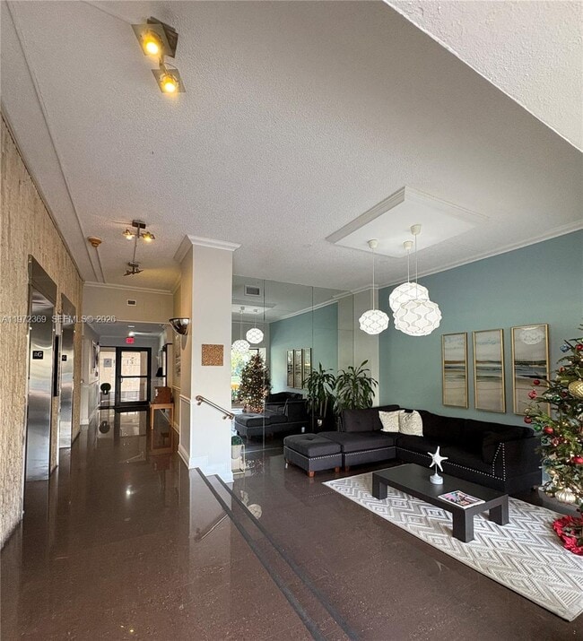 Photo - 2500 NE 135th St Unit 502