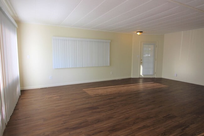 Photo - 2 Bedroom Mobile Home for Rent