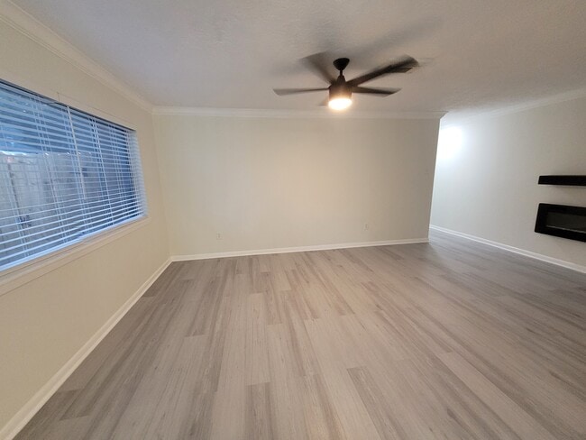 Photo - 1813 Bahama Dr