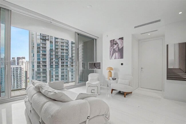 Photo - 300 Biscayne Blvd Way Unit 2808