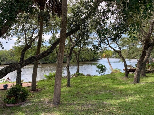 Photo - 15 Santa Maria Way