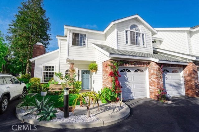 Building Photo - 2063 Tustin Ave