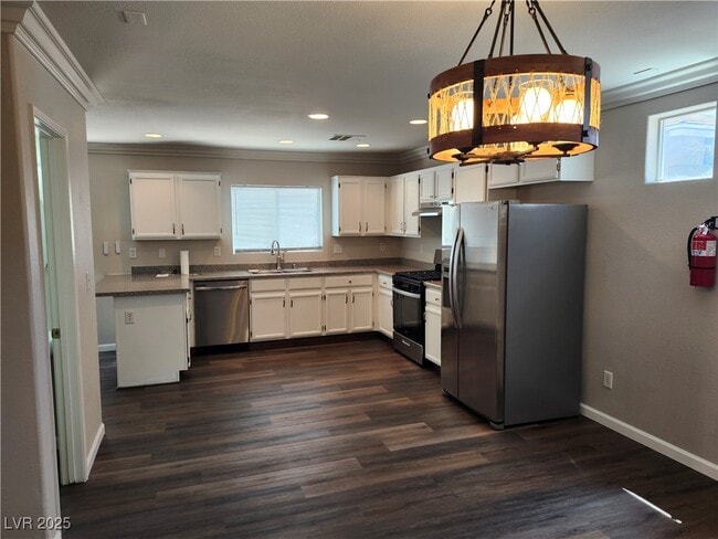 Building Photo - 5165 Paradise Skies Ave Rental