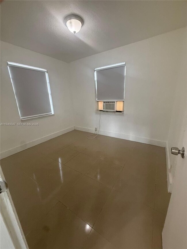 Photo - 1987 NW 155th St