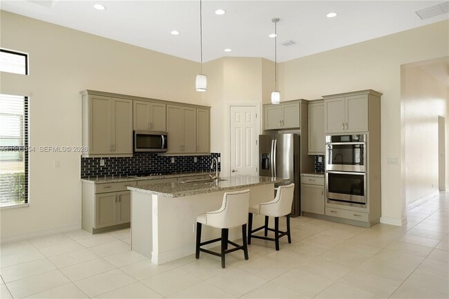 Photo - 11815 Leon Cir N