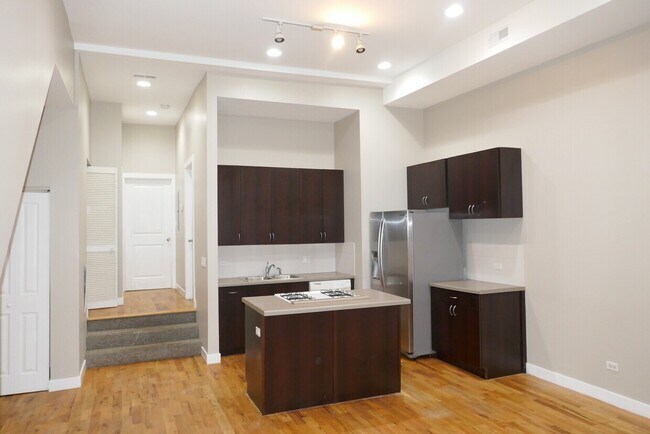 Photo - 1463 W Huron St Unit 1F