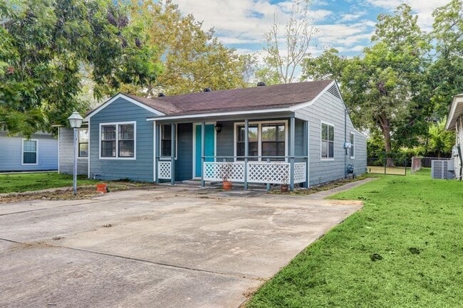 Building Photo - 1236 San Felipe St Rental