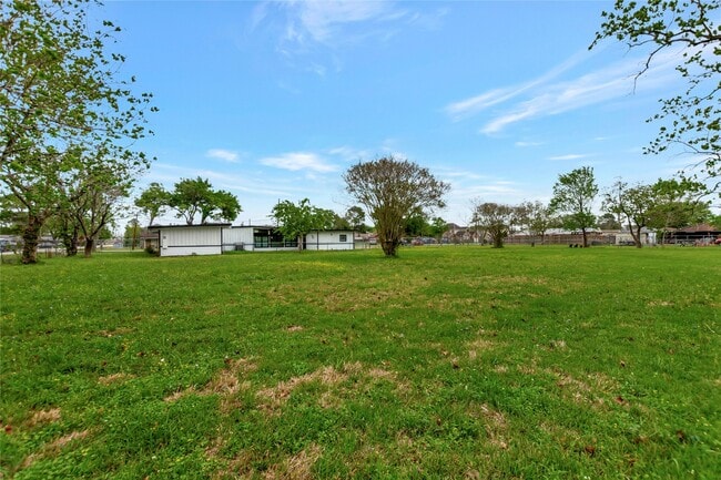 Building Photo - 9010 Freeland St